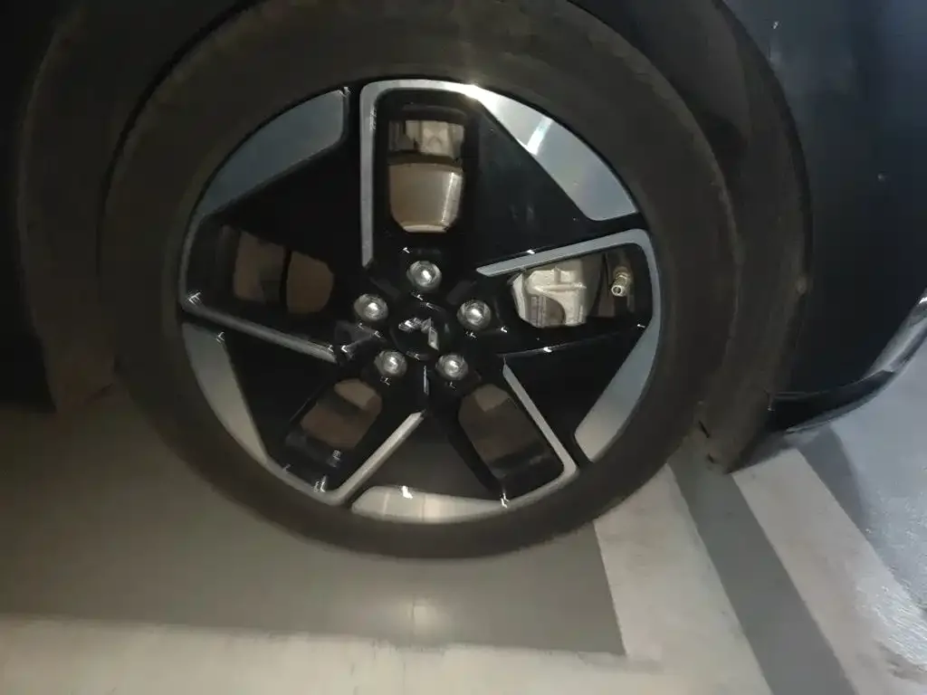 Wuling Motors Wuling Xingguang 2023 150 Advanced Edition — Фото автомобиля 25