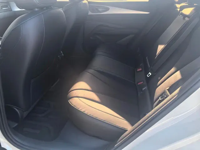 BYD Seal 06 DM-i Touring — Фото автомобиля 9