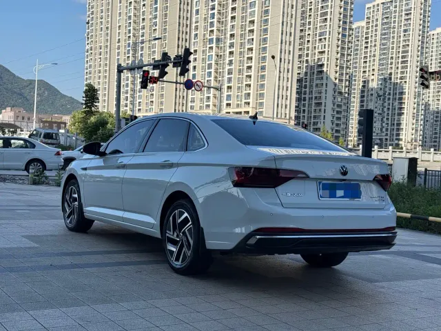 Volkswagen Sagitar — Фото автомобиля 14