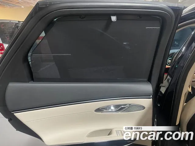 Genesis GV70 — Фото автомобиля 6