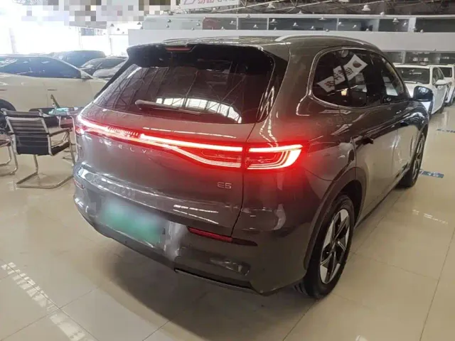 Geely Galaxy E5 — Фото автомобиля 6