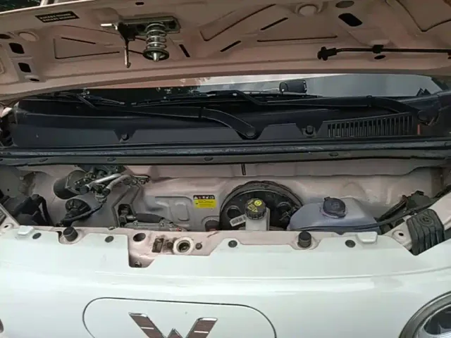 Wuling Hongguang Mini EV — Фото автомобиля 19