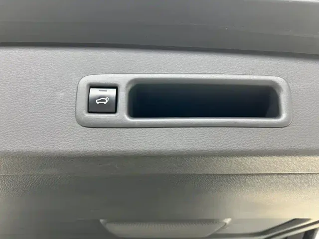 Toyota Granvia — Фото автомобиля 29