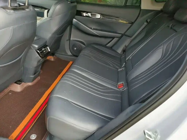 Geely Galaxy E5 — Фото автомобиля 16
