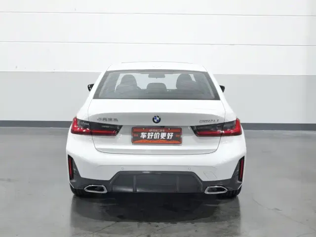 BMW 3 Series — Фото автомобиля 4