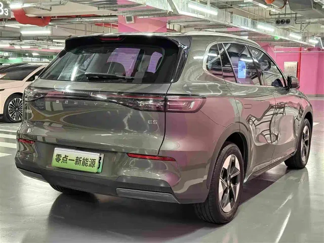 Geely Galaxy E5 — Фото автомобиля 6