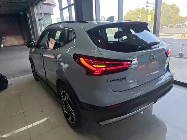 Nissan Qashqai — Фото автомобиля 22