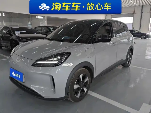 Фотография автомобиля — Wuling Binguo PLUS