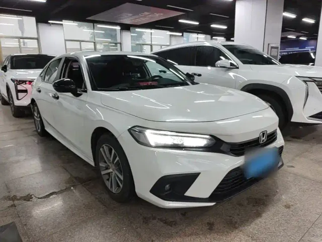 Honda Civic — Фото автомобиля 3