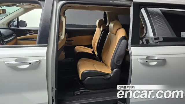 Kia Canival Carnival 4 поколение Дизель 9 мест Prestige — Фото автомобиля 26
