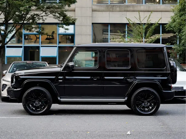Mercedes-Benz G-Class — Фото автомобиля 3