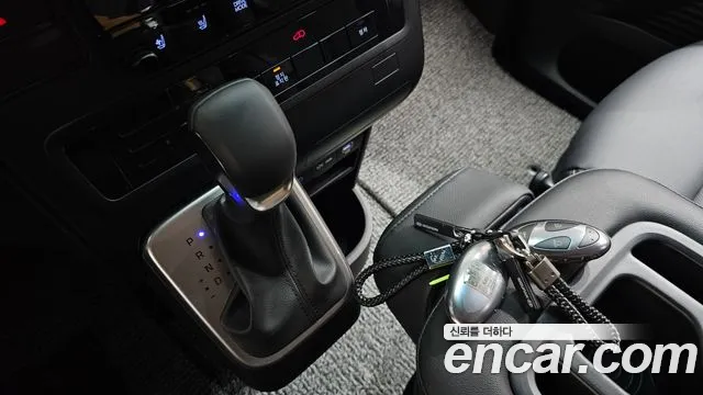 Hyundai Staria — Фото автомобиля 9
