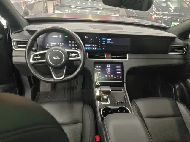 Li Auto ONE — Фото автомобиля 9