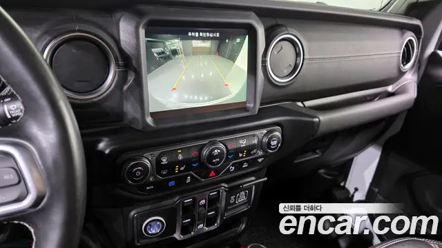 Jeep Wrangler Wrangler (JL) — Фото автомобиля 14