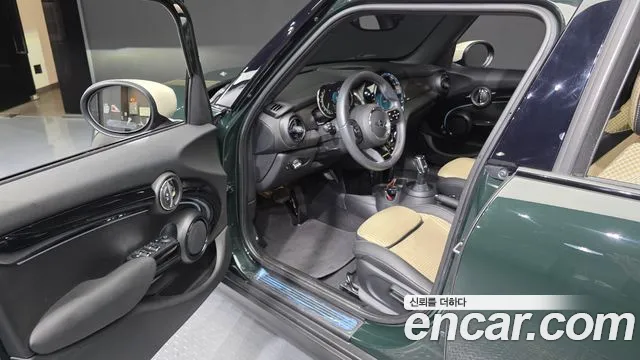 MINI Cooper — Фото автомобиля 10