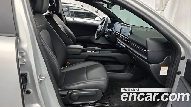Hyundai Ioniq 6 — Фото автомобиля 11