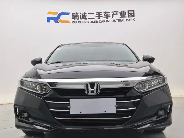Honda Accord — Фото автомобиля 2