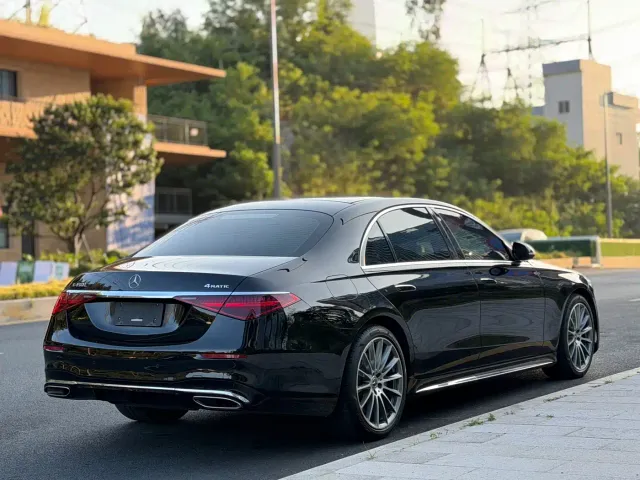 Mercedes-Benz S-Class — Фото автомобиля 15