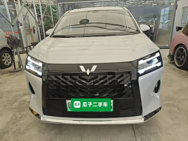 Wuling Starlight 730 — Фото автомобиля 2