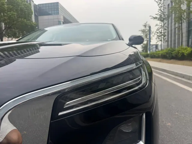 Hongqi H5 — Фото автомобиля 2