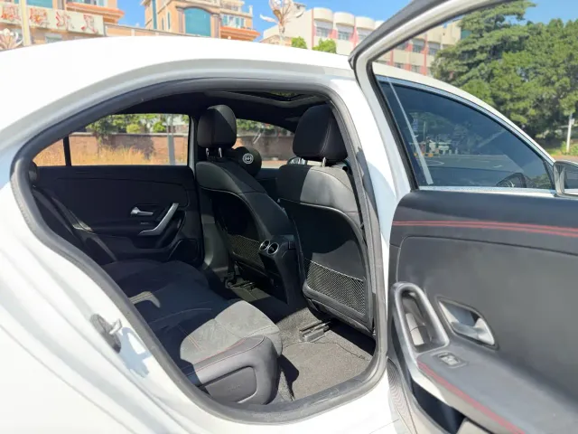 Mercedes-Benz A-Class — Фото автомобиля 20