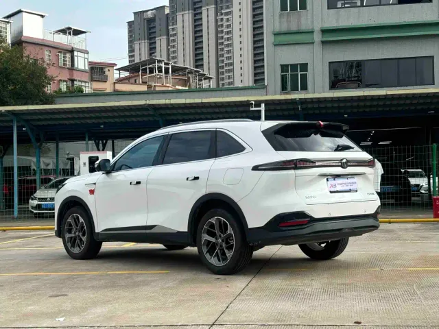 Changan CS75 Plus — Фото автомобиля 5