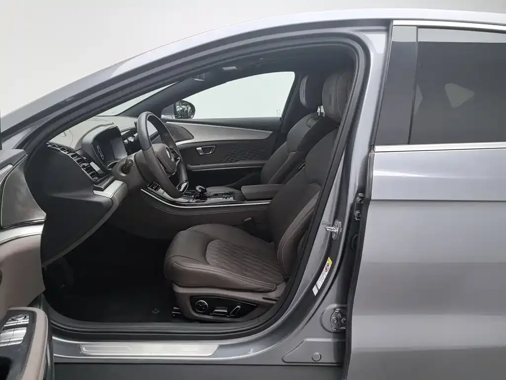 BYD Han 2024 DM-i Glory Edition 121KM Elite — Фото автомобиля 10