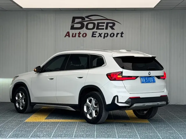 BMW X1 — Фото автомобиля 4