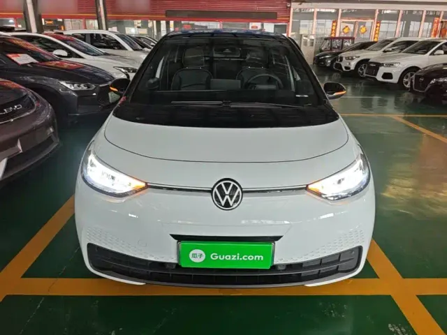Volkswagen ID.3 — Фото автомобиля 2