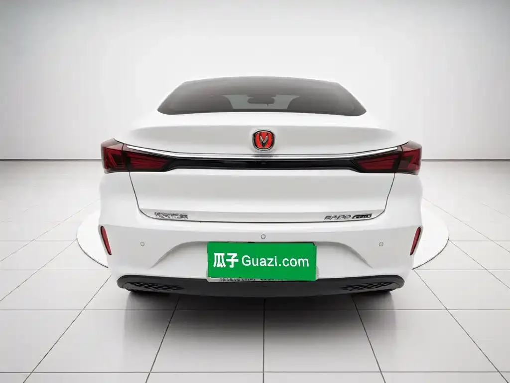 Changan Eado 2025 Model PLUS 1.5L Manual Luxury Edition — Фото автомобиля 5