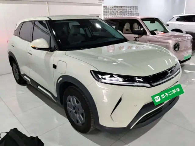 BYD Yuan UP — Фото автомобиля 3