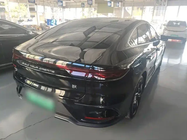 BYD Han — Фото автомобиля 6