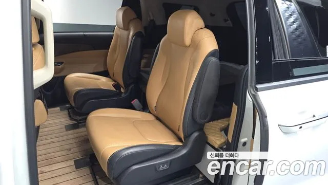 Kia Canival Carnival 4 поколение Бензин 9 мест Hi-Limousine(Спецкузов) — Фото автомобиля 9