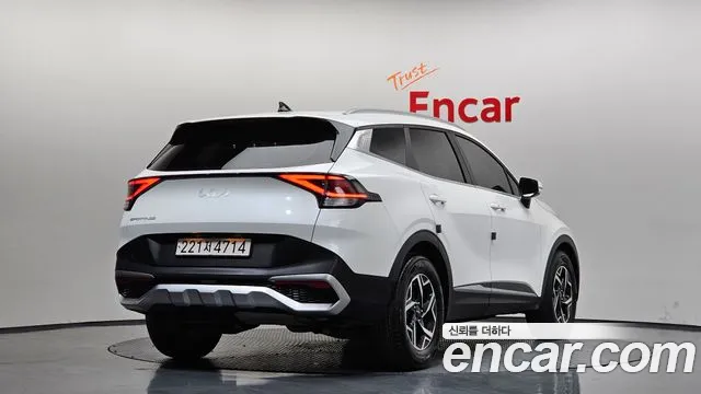 Kia Sportage Sportage 5-е поколение Дизель 2.0 2WD — Фото автомобиля 2