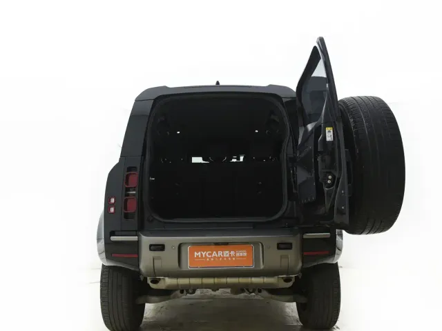 Land Rover Defender — Фото автомобиля 4