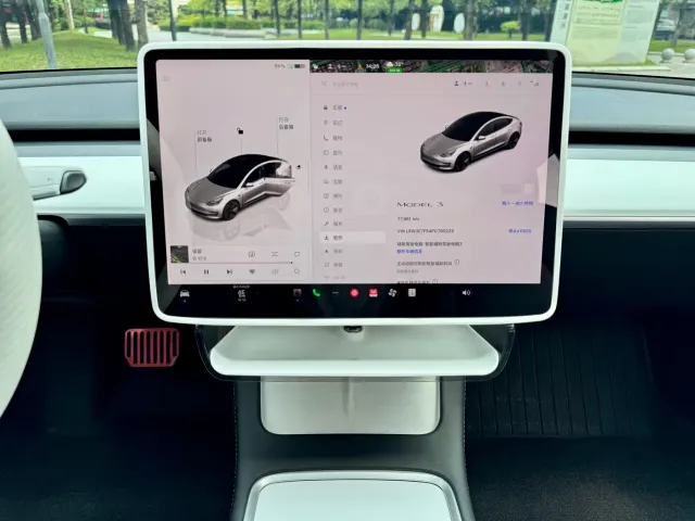 Tesla Model 3 — Фото автомобиля 14