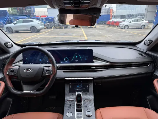 Chery Tiggo 8 PLUS — Фото автомобиля 9
