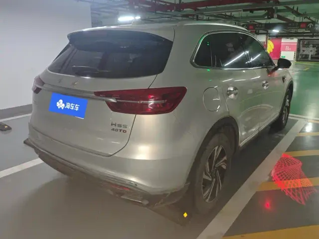 Hongqi HS5 — Фото автомобиля 3