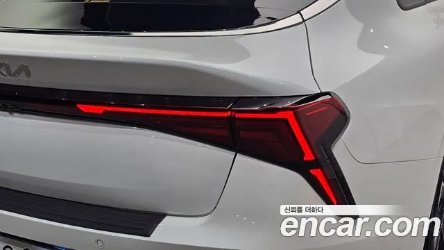 Kia K5 Новый K5 3 поколение 2.0 LPi(Для проката) — Фото автомобиля 22