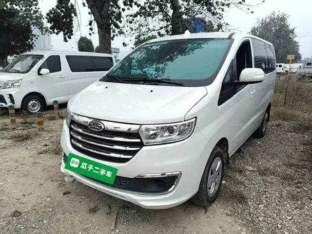 Фотография автомобиля — JAC Refine M3