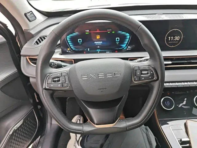 Exeed Chasing Wind C-DM — Фото автомобиля 10