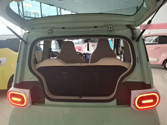 Wuling Hongguang Mini EV — Фото автомобиля 18