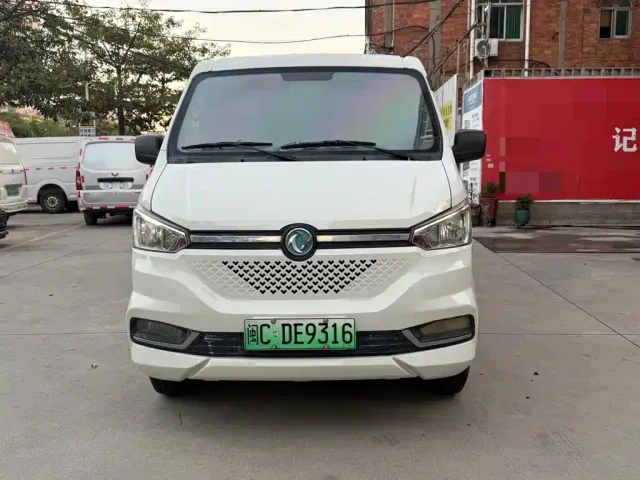 Dongfeng Yufeng Yufeng EM26 — Фото автомобиля 2