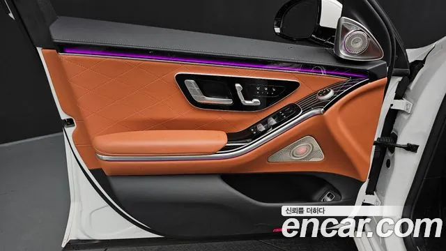 Mercedes-Benz S-Class — Фото автомобиля 20