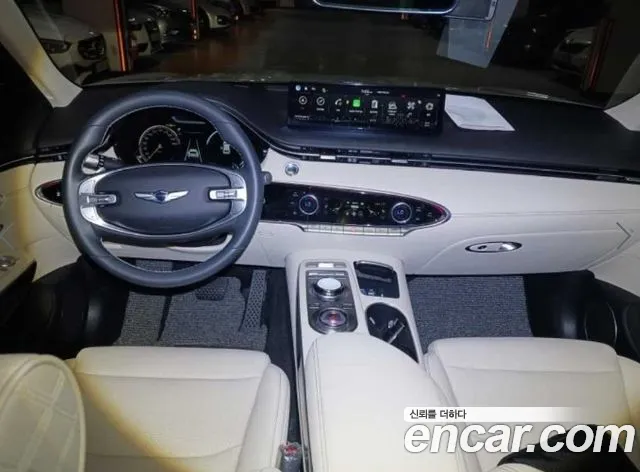 Genesis GV70 — Фото автомобиля 16