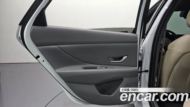 Hyundai Avante CN7 — Фото автомобиля 25