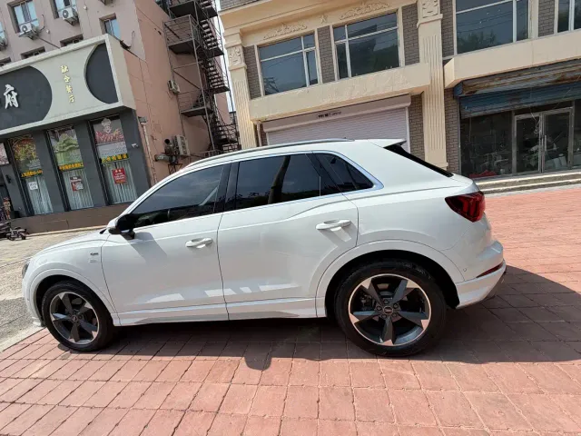 Audi Q3 — Фото автомобиля 8