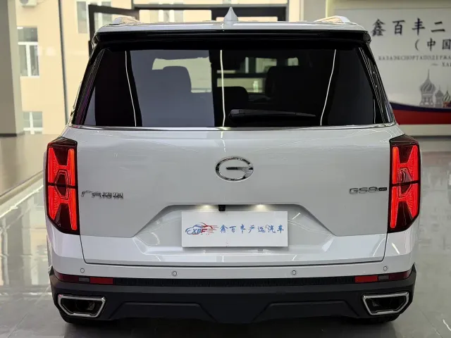 GAC Trumpchi GS8 — Фото автомобиля 9