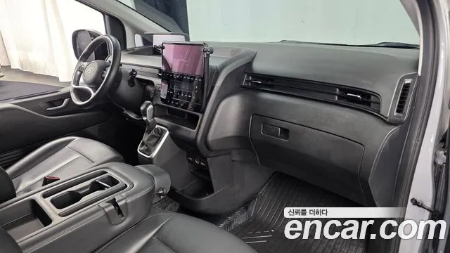 Hyundai Staria — Фото автомобиля 10
