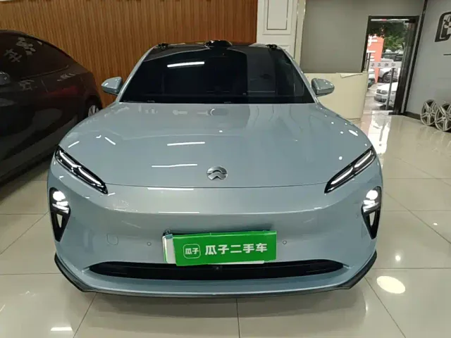 Nio ET5 Touring — Фото автомобиля 2